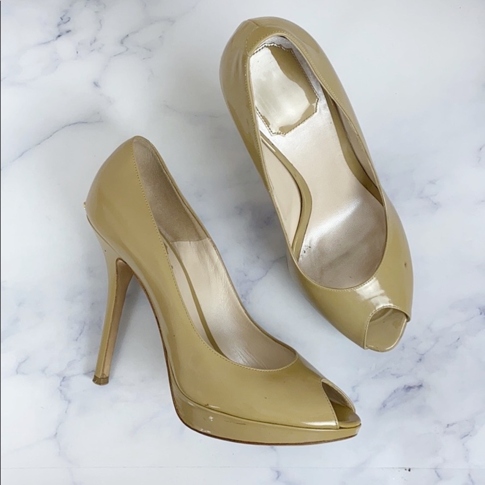 Christian Dior Nude Cream Patent Leather Peep Toe Pumps Heels Size 38 designer